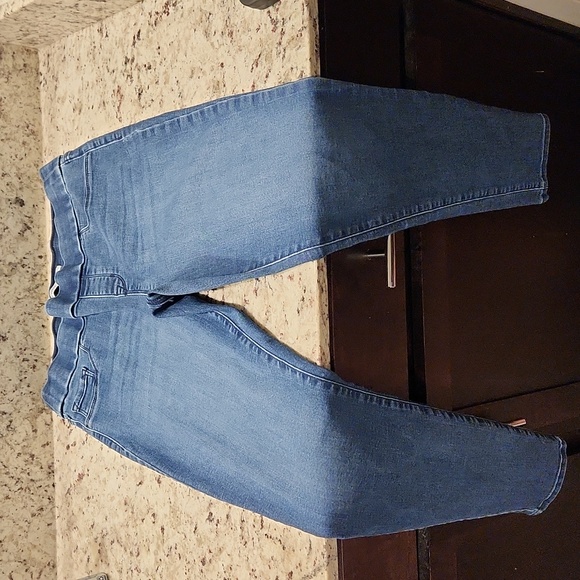 Nine West Women's Super Skinny Pull On Jeans (Size 8) - Picture 5 of 9